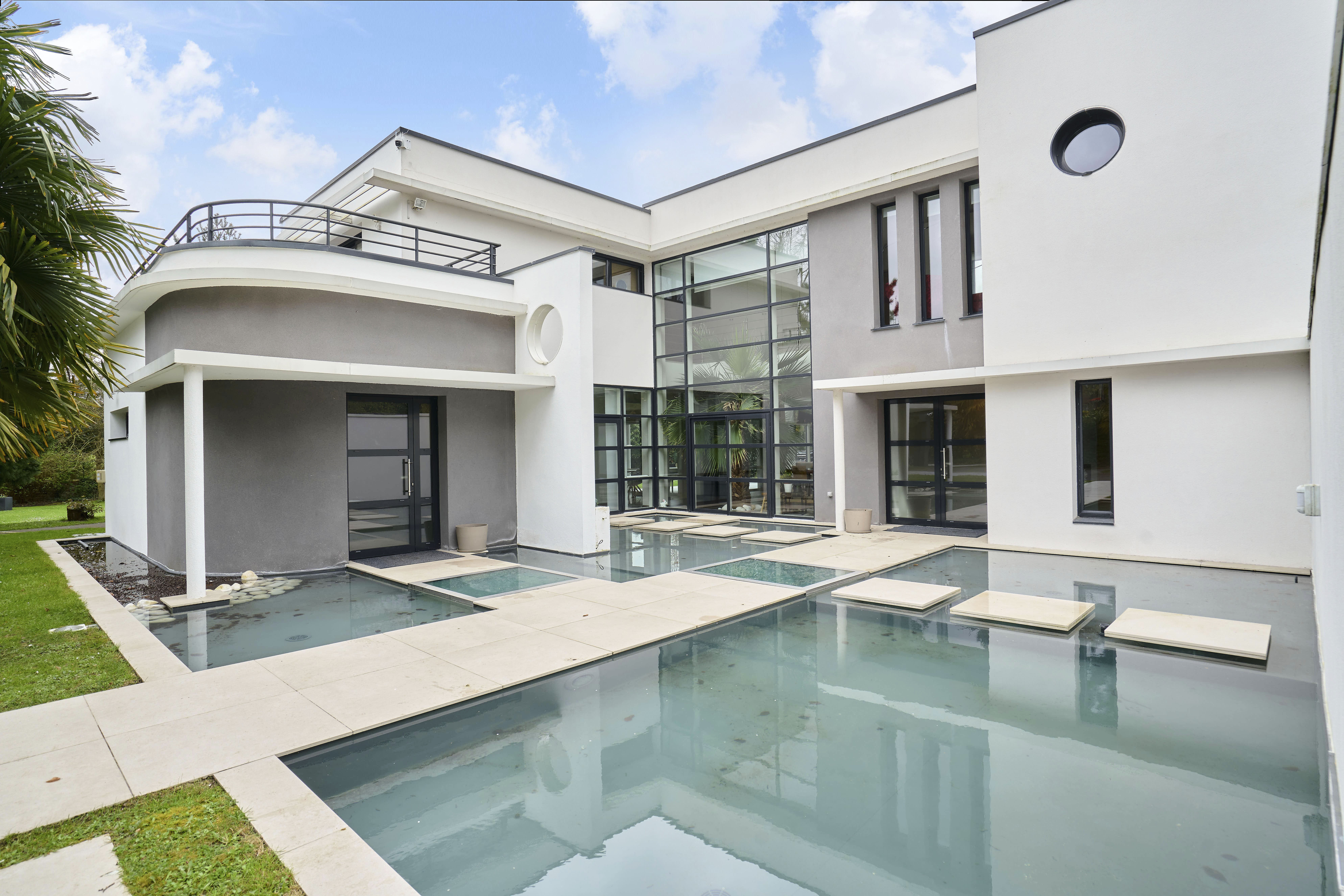 Découvrir cette propriété: Croix - France - Maison, 9 pi&egrave;ces, 5 chambres - Slideshow Picture 3