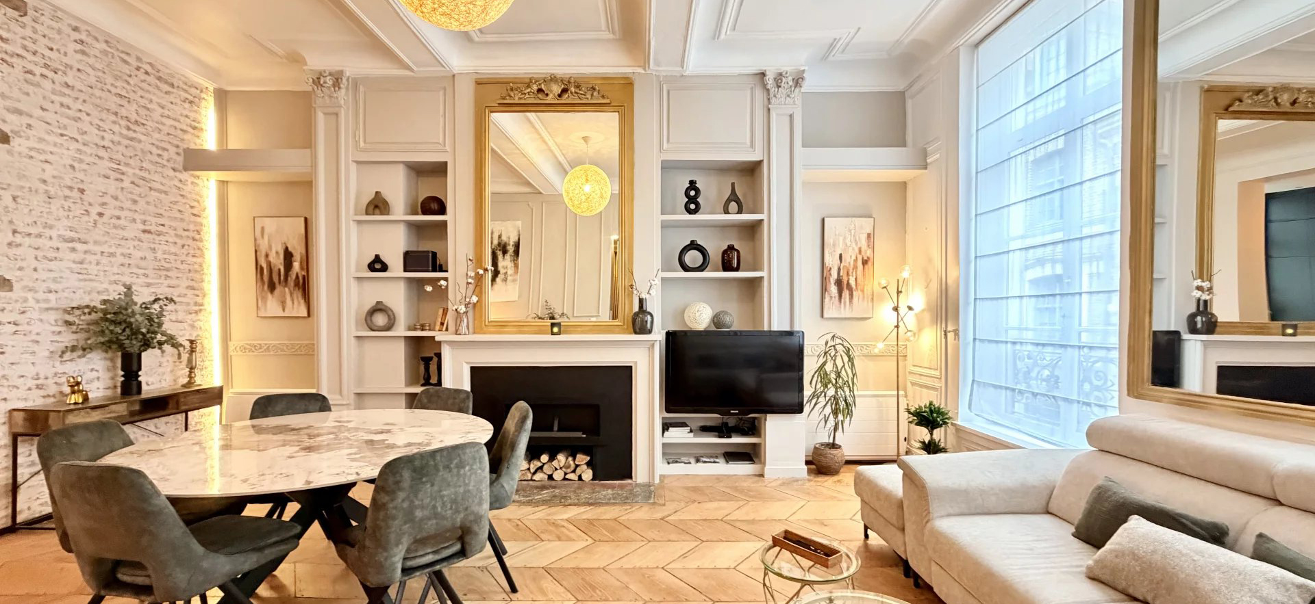 Discover this property: Lille - France - Apartment, 4 rooms, 2 bedrooms - Slideshow Picture 3